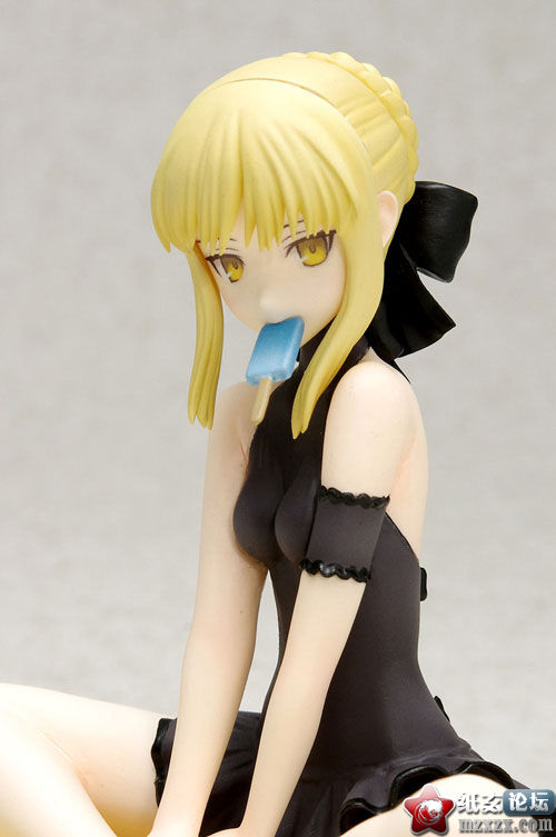 FIG-MOE-5988_05.jpg