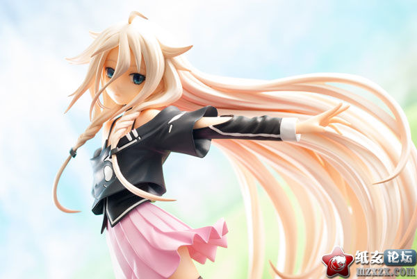 FIG-MOE-7177_06.jpg