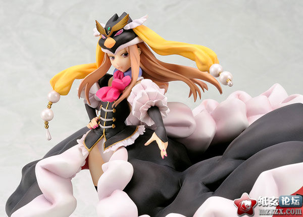 FIG-MOE-7913_10.jpg