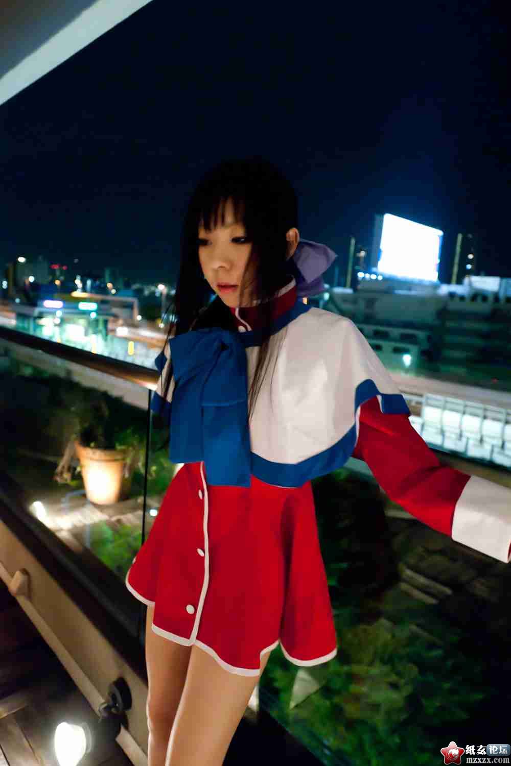 mai01.jpg