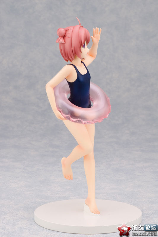 FIG-MOE-7995_04.jpg
