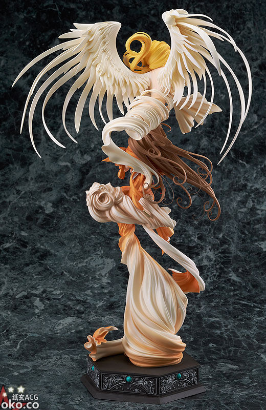 FIG-MOE-8628_03.jpg