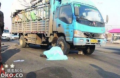 哈尔滨一环卫工被货车撞倒身亡 司机称没看到