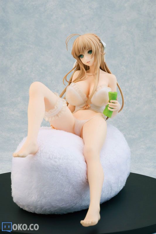 FIGURE-006740_02.jpg