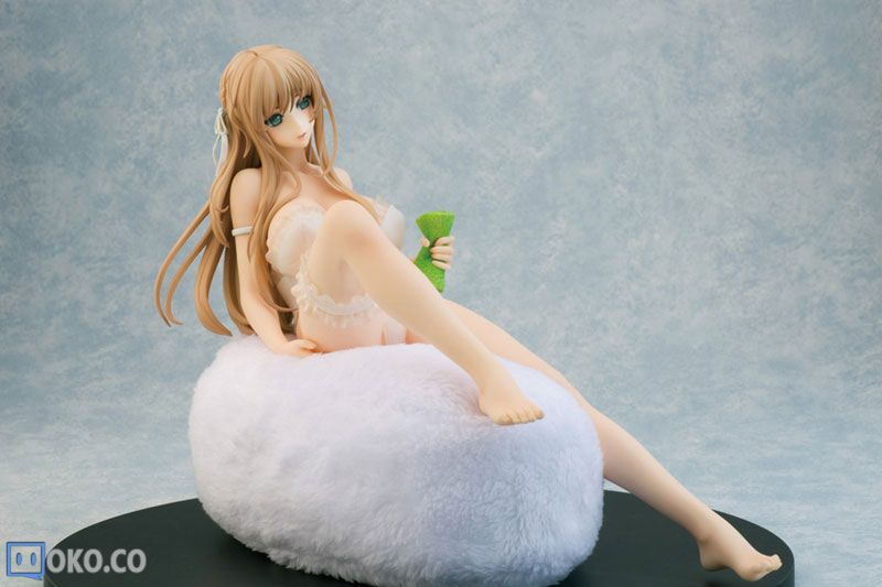 FIGURE-006740_04.jpg