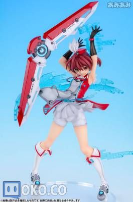 FIGURE-004745_08.jpg