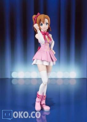 FIGURE-008121_05.jpg