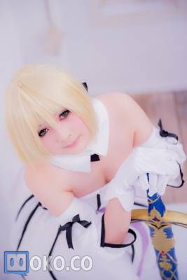 157_Saber_lily_Maron_0104.jpg