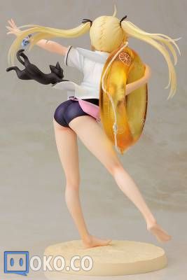 FIGURE-008716_04.jpg