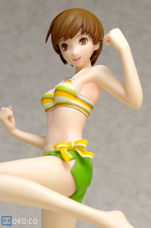 FIGURE-008832_05.jpg