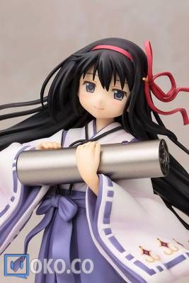 FIGURE-009531_04.jpg