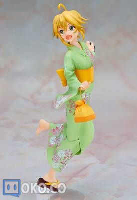 FIGURE-009596_02.jpg