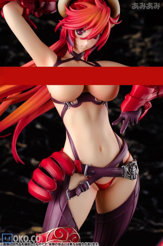 FIGURE-004886_24.jpg