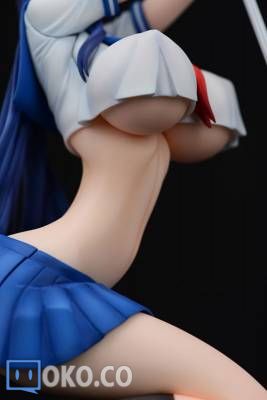 FIGURE-010193_04.jpg
