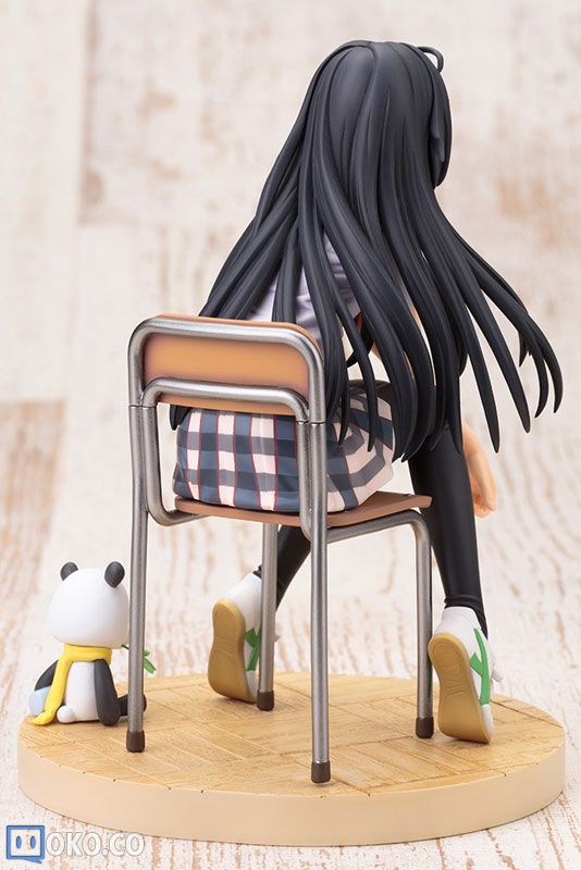 FIGURE-012468_04.jpg