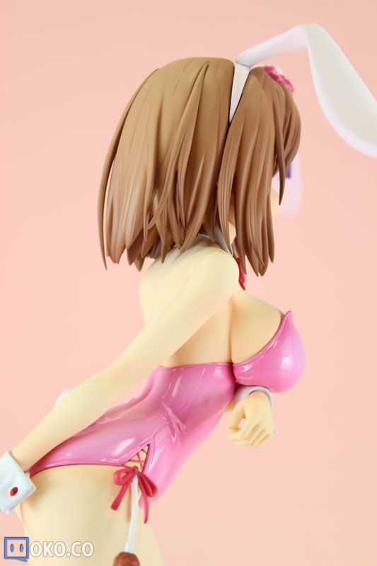 FIGURE-013298_03.jpg