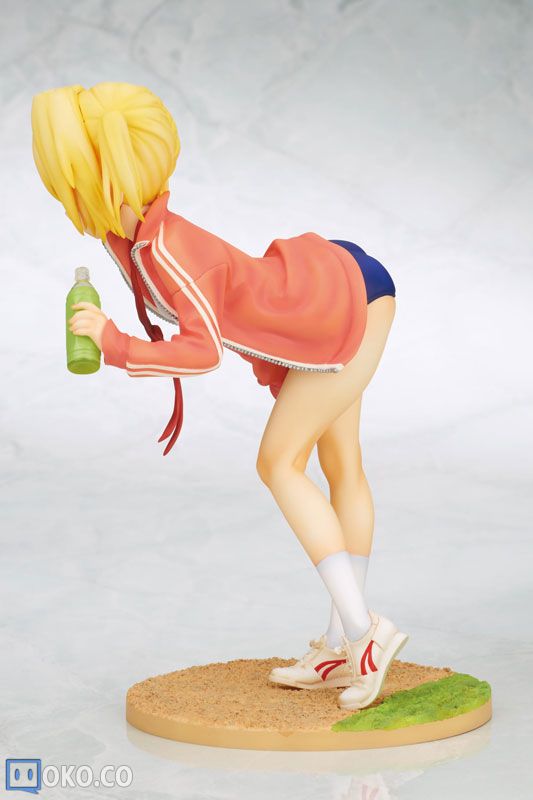 FIGURE-014587_03.jpg