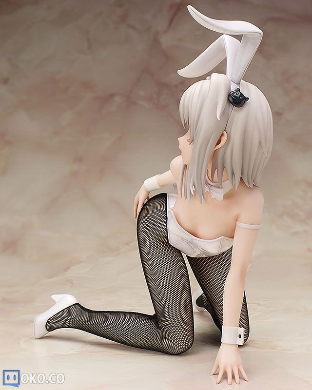 FIGURE-015228_03.jpg