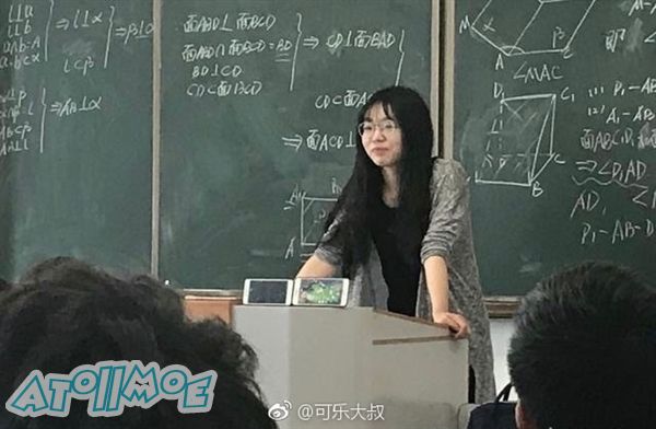 922da33cb6d4aca.jpg