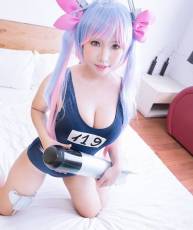 Monica Wos(12Ｐ)